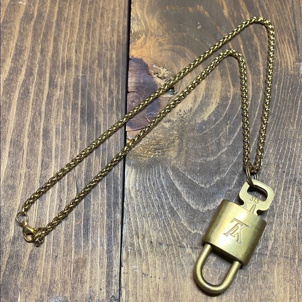 Louis Vuitton #313 Authentic Gold Padlock Pendant Necklace - Picture 8 of 11